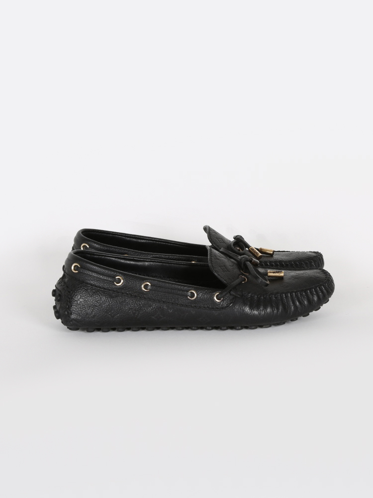 Louis Vuitton Black Empreinte Gloria Loafers 39.5 – The Closet