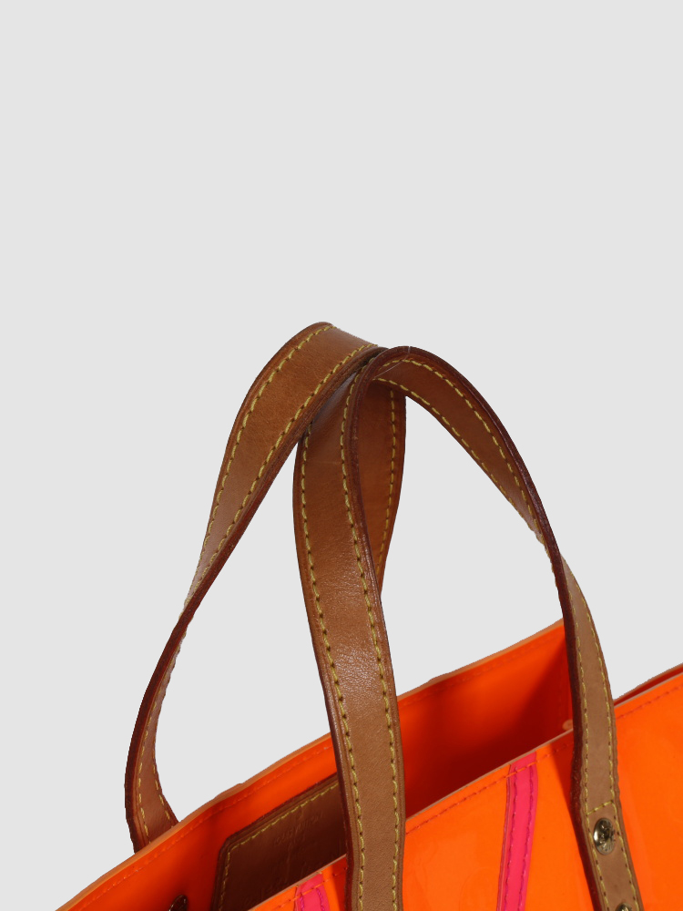 Louis Vuitton Rare Limited Robert Wilson Fluo Orange Monogram Vernis Reade  PM 1 For Sale at 1stDibs