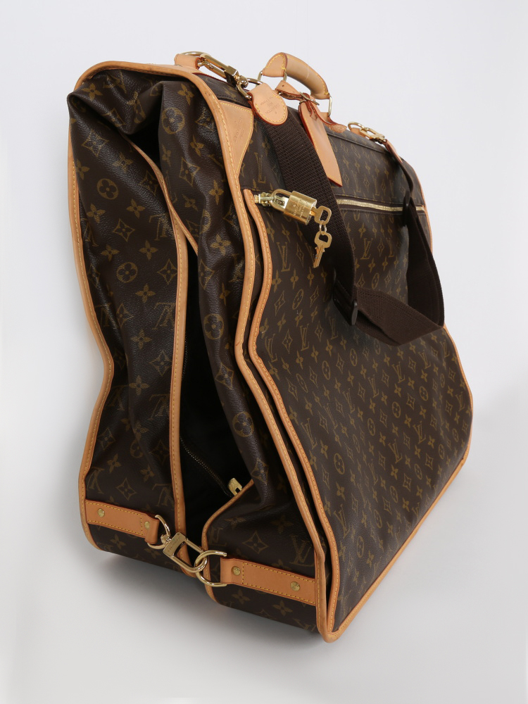 LOUIS VUITTON Monogram Garment Cover Sac De Port Mantoux M23542 LV 19235  Cloth ref.271180 - Joli Closet