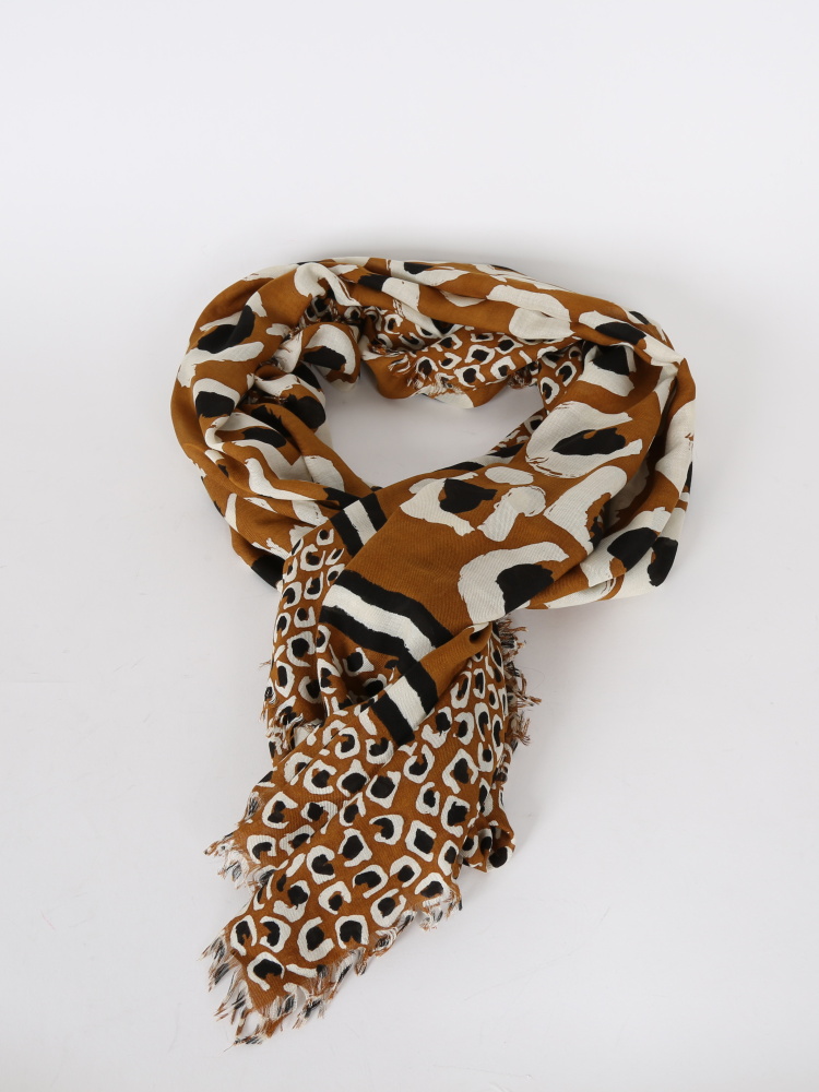 Gucci leopard clearance print scarf