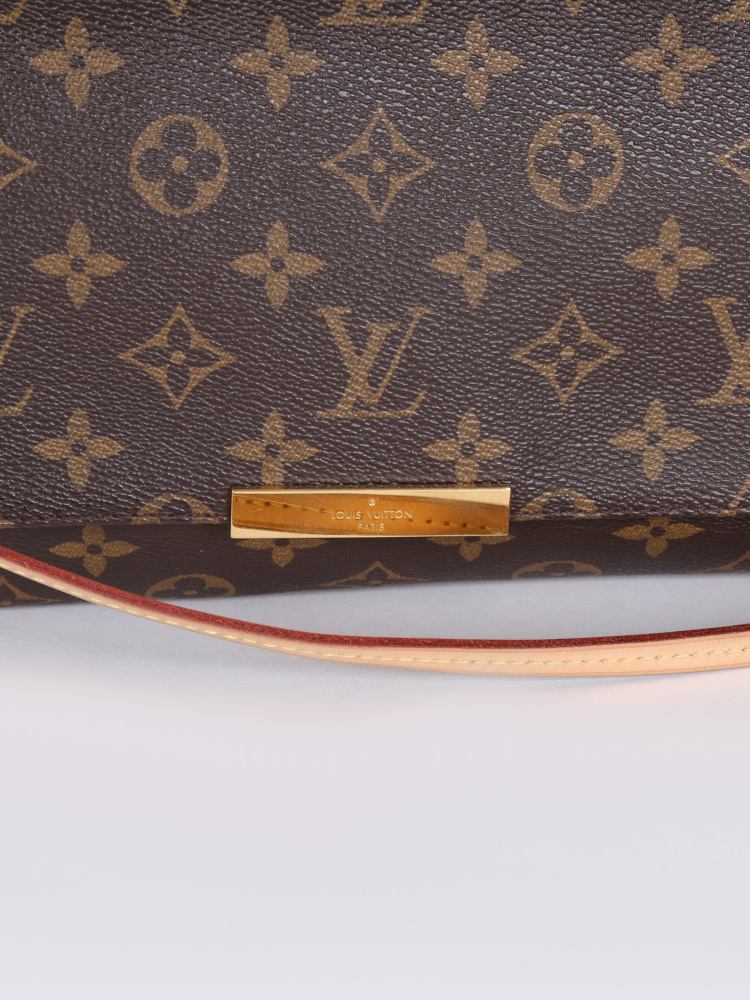 Louis Vuitton Monogram Canvas Favorite MM Shoulder Bag (SHF-21138