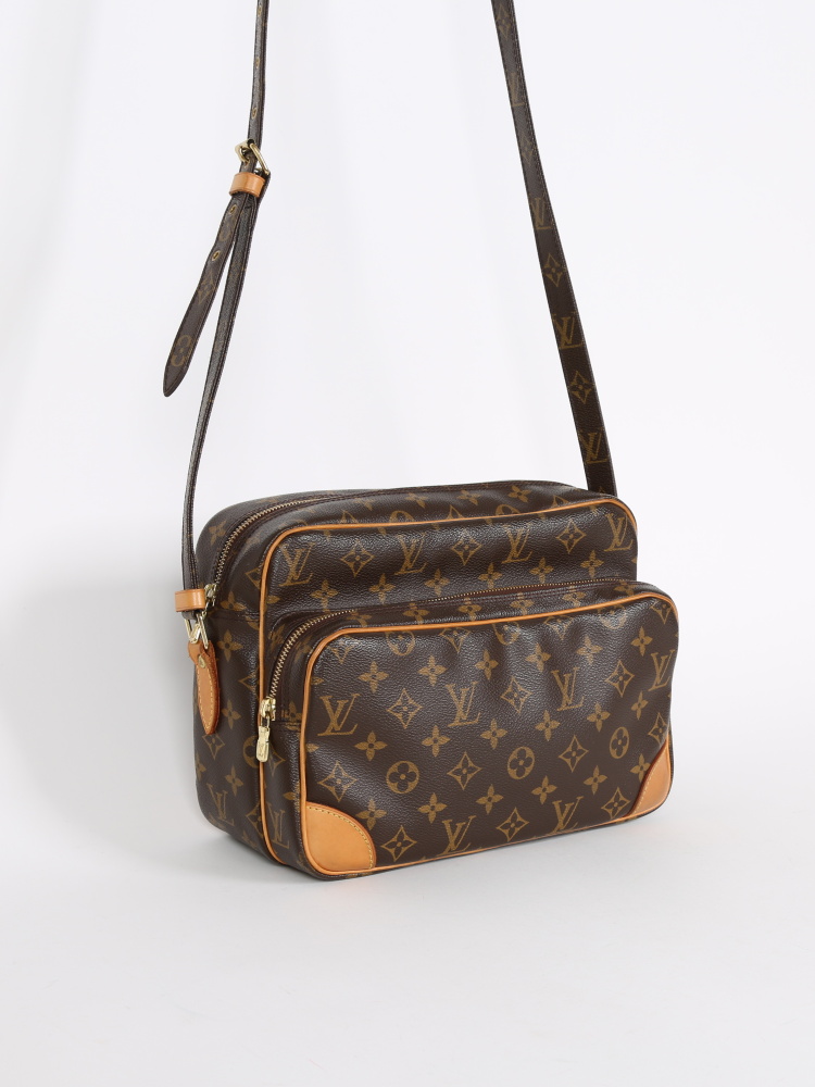 Louis Vuitton Monogram Nil Messenger Camera Bag