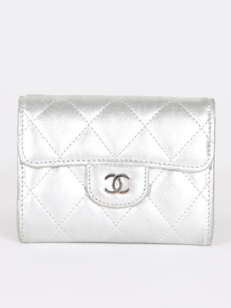 chanel wallet silver