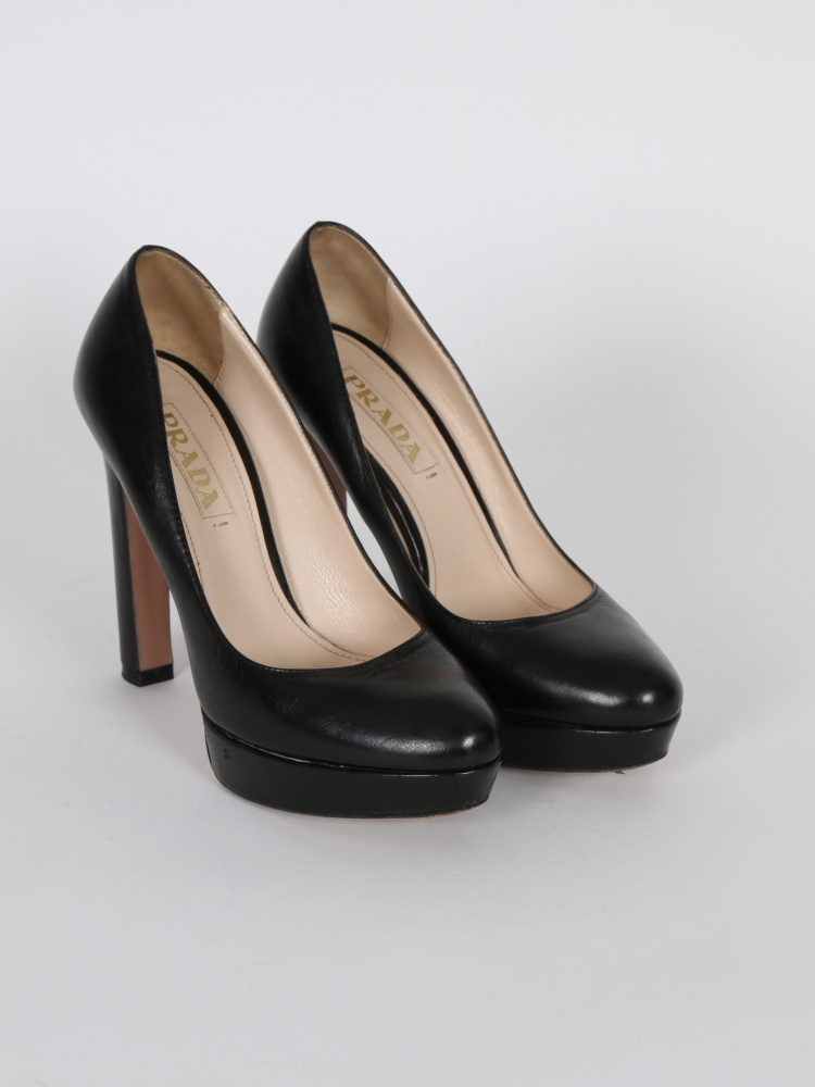 Prada - Black Leather Platform Pumps 37 