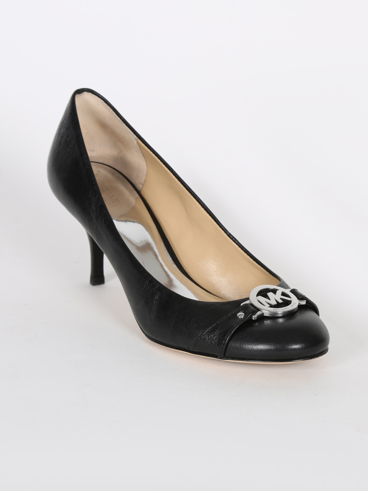 Michael kors hot sale fulton pumps