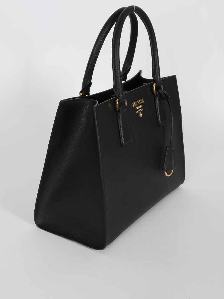 prada saffiano lux nero