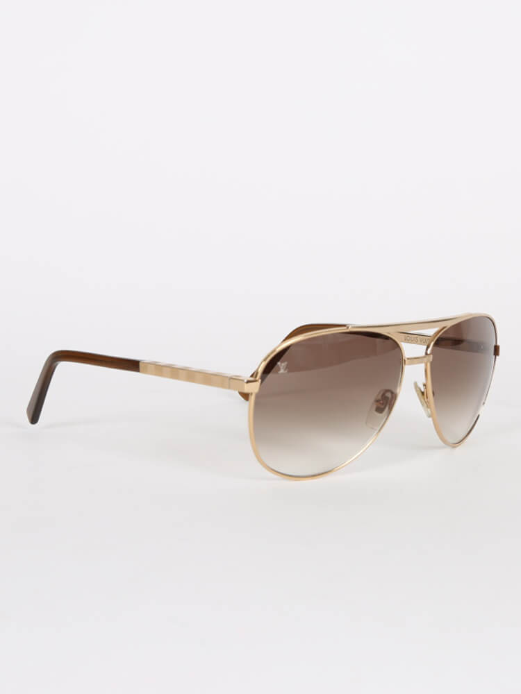 Shop Louis Vuitton 2024 SS Z0339U Attitude Pilote sunglasses