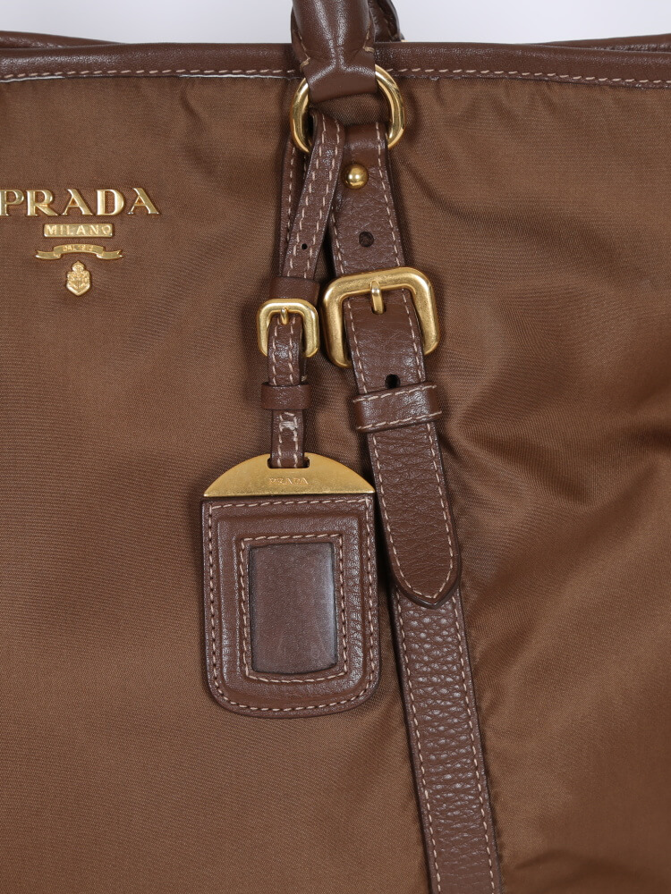 Re-nylon handbag Prada Brown in Polyester - 32206429