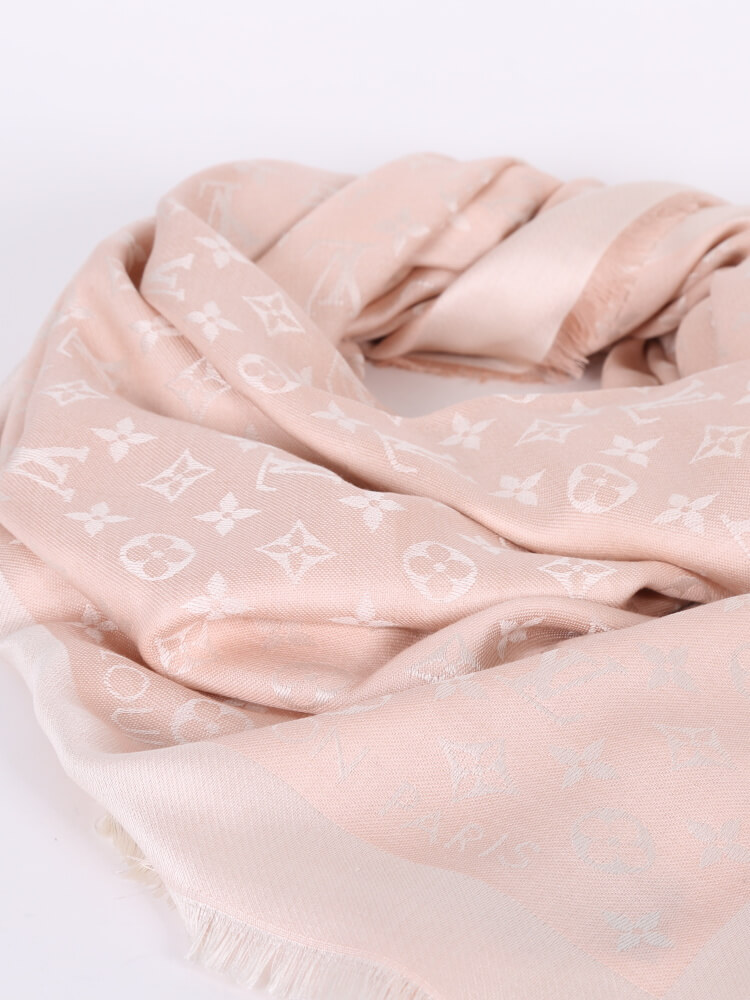 LOUIS VUITTON MONOGRAM DENIM PINK SHAWL Silk ref.228504 - Joli Closet