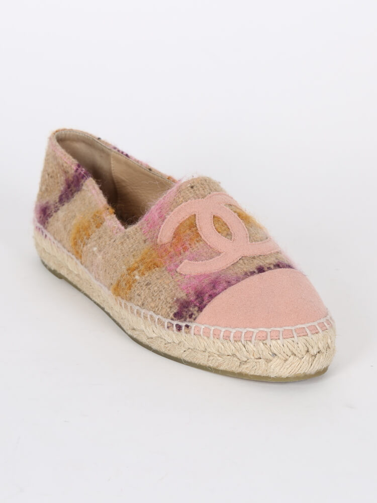 chanel pink tweed espadrilles