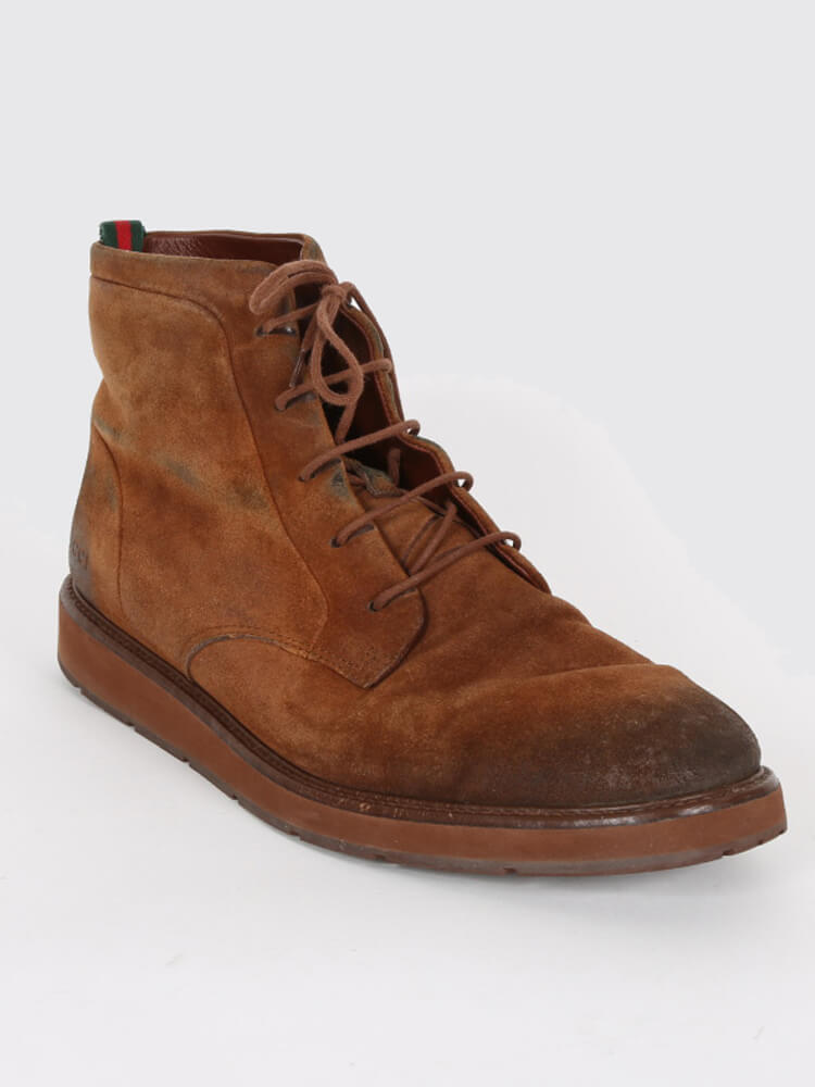 Gucci suede 2024 boots mens