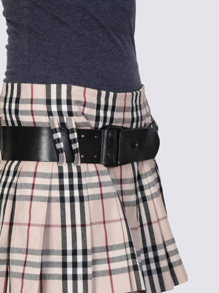 Burberry skirt shop with belt