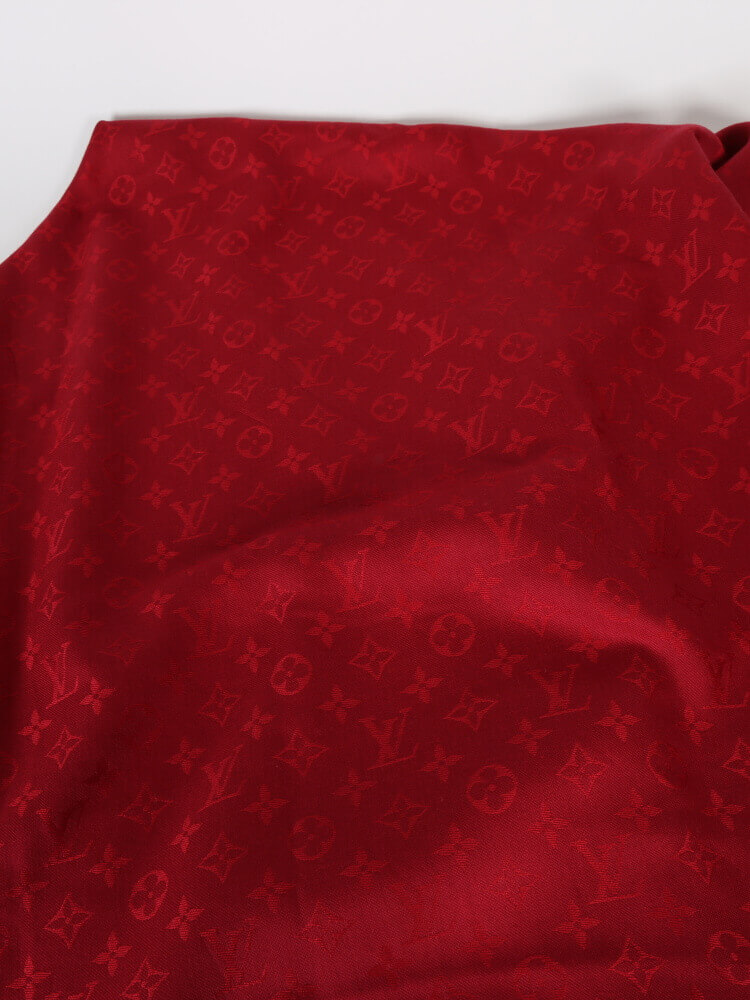 Louis Vuitton Monogram So Shine Red Shawl - AWL1761 – LuxuryPromise