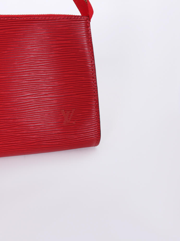 Louis Vuitton Pochette Accessoire in Red Epi leather – The Hosta