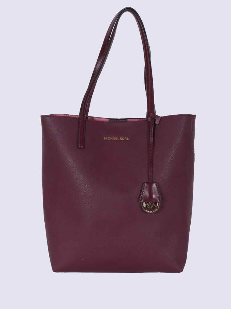 Michael Kors shops Hayley tote