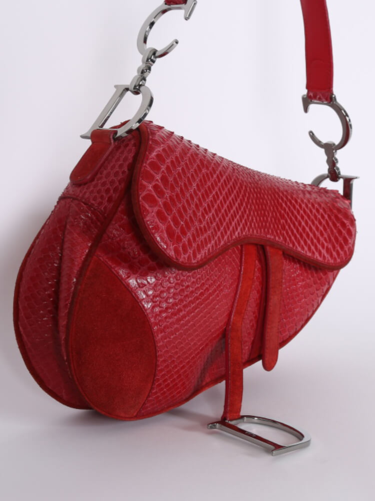 Dior saddle outlet red