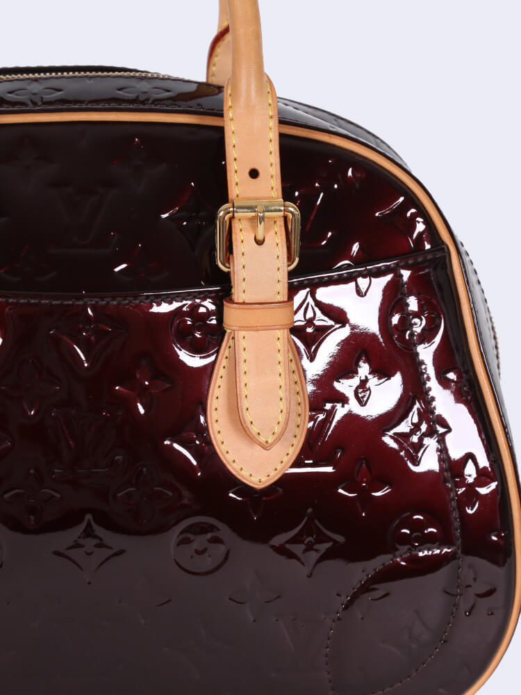 LOUIS VUITTON Vernis Summit Drive Amarante 1215994