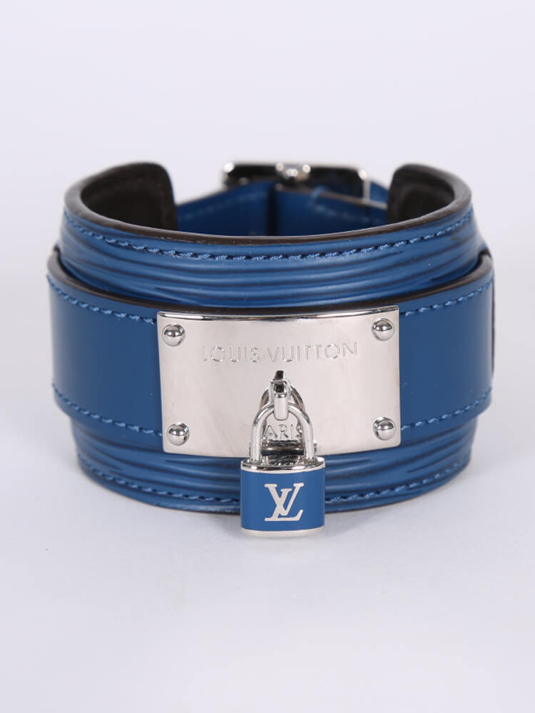 Louis Vuitton® Catch It Bracelet Blue. Size 21 in 2023  Louis vuitton  bracelet, Womens fashion accessories, Louis vuitton