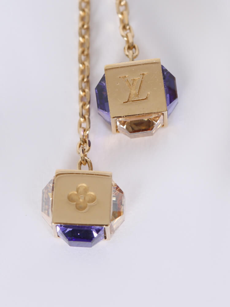 Louis Vuitton Goldtone Metal Chain and Swarovski Crystal Gamble Drop  Earrings - Yoogi's Closet