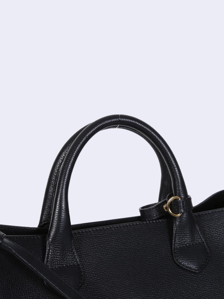 The banner leather handbag Burberry Black in Leather - 28541918