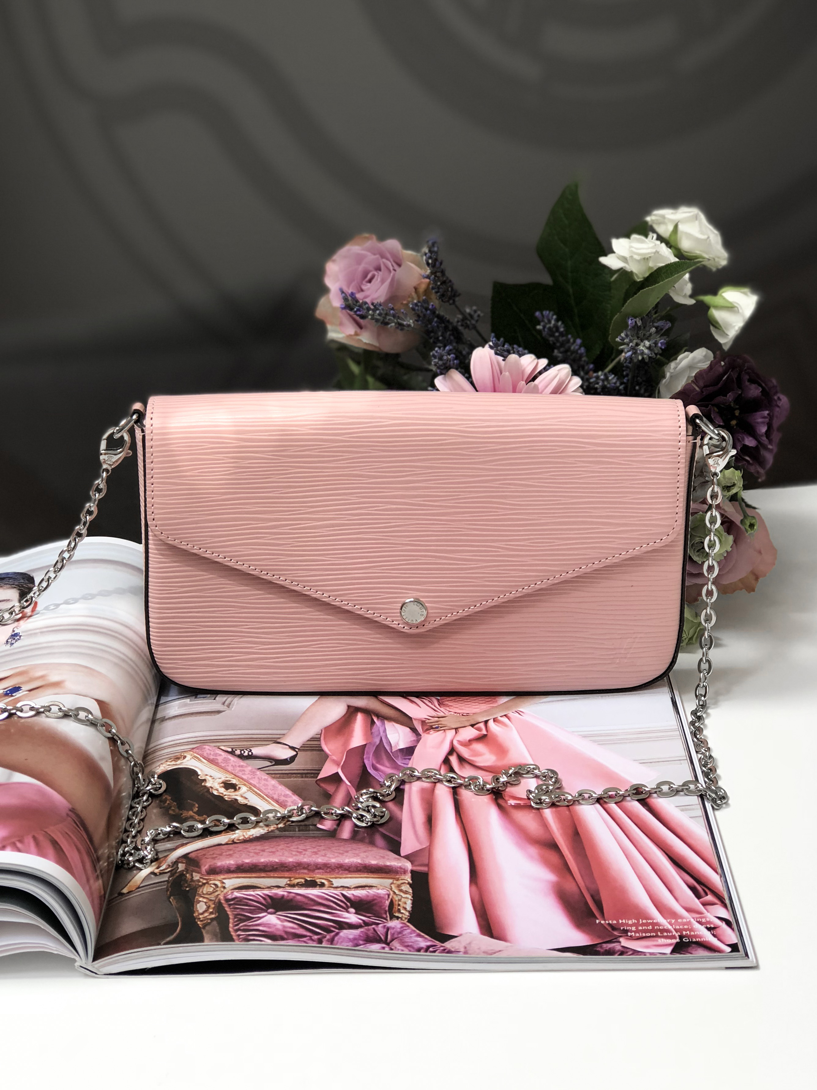 Louis Vuitton Rose Ballerine Epi Leather Felicie Pochette Pink ref.639471 -  Joli Closet