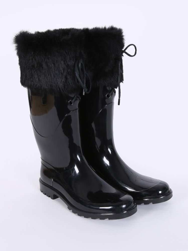 rain boots with fur trim