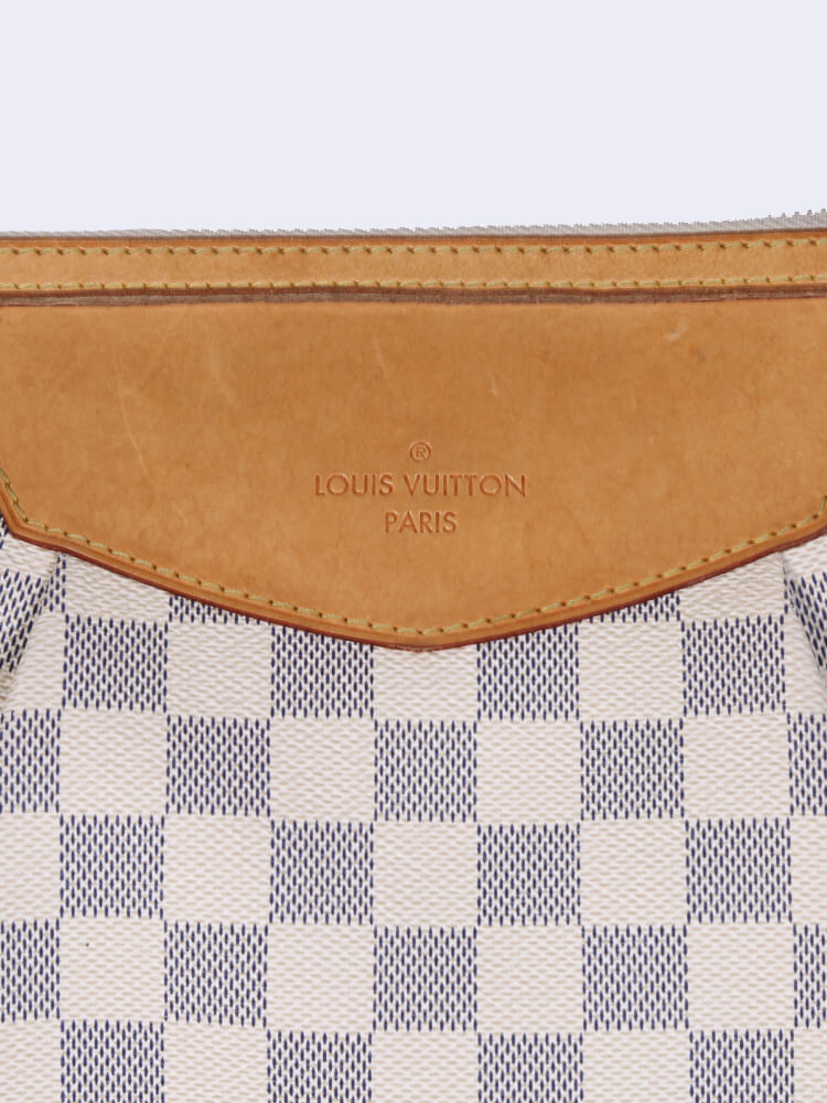 Louis Vuitton Damier Azur Canvas Siracusa MM Bag For Sale at 1stDibs  louis  vuitton siracusa mm, siracusa mm damier azur, louis vuitton siracusa  discontinued