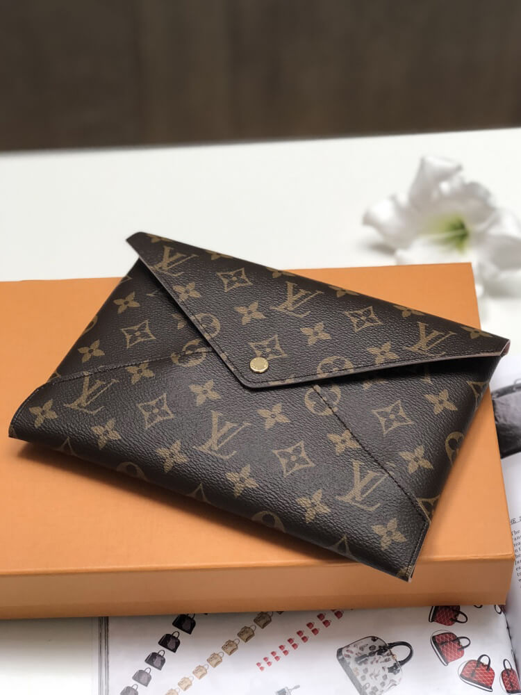 låne Whitney Victor Louis Vuitton - Monogram Canvas Envelope Clutch | www.luxurybags.eu