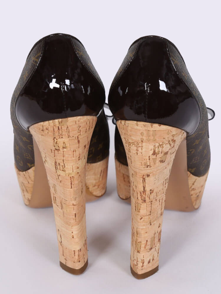 Louis Vuitton Monogram Canvas Cork Rivoli Peep Toe Platform Pumps - Si –  LuxeDH