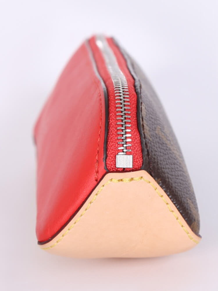 View 1 - Other leathers Personalization HOTSTAMPING Pencil Pouch Elizabeth, Louis Vuitton ®
