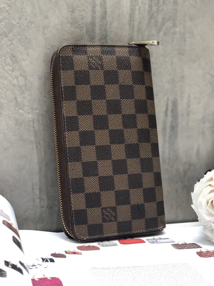 LOUIS VUITTON Damier Ebene Zippy Organizer Long Wallet