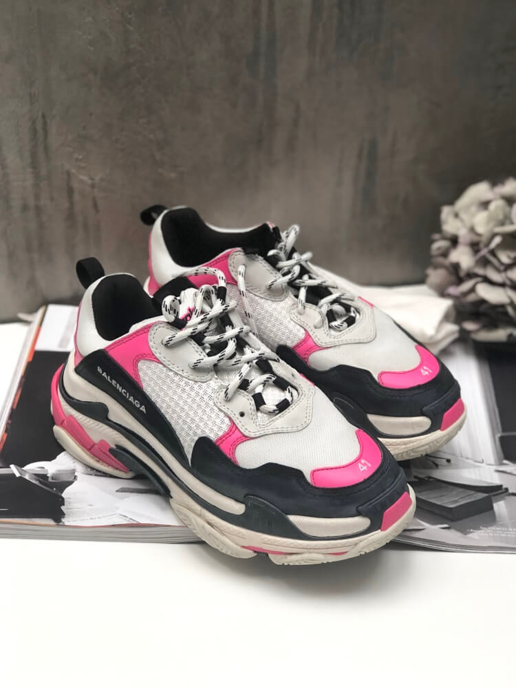 Balenciaga Triple S Nubuck Trainers Pink 41 www.luxurybags.eu