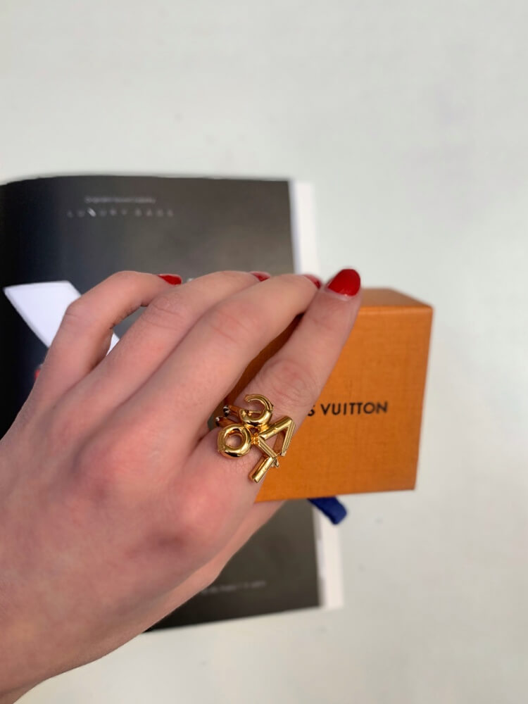 Louis Vuitton - LV & Me Love Ring M