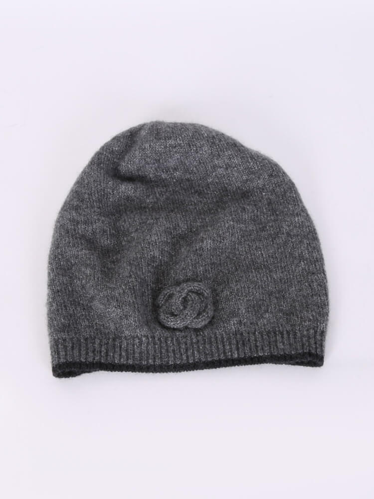 grey chanel beanie