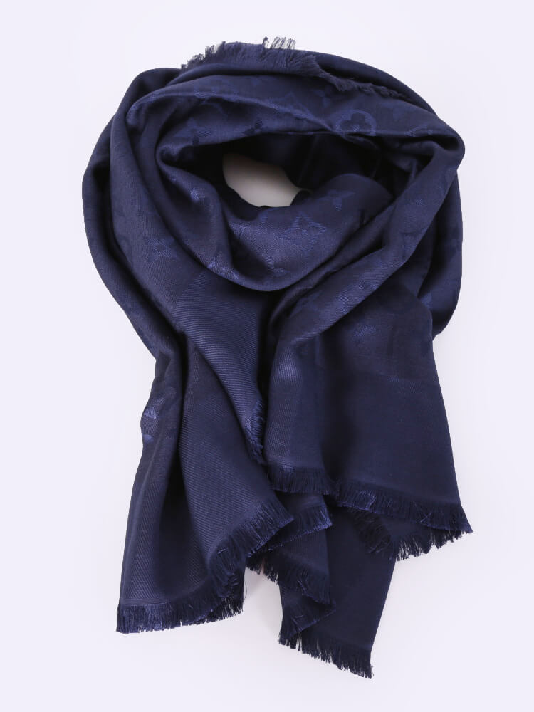 Louis Vuitton Monogram Shawl in Bleu Nuit 🌌 Soft and warm due to its