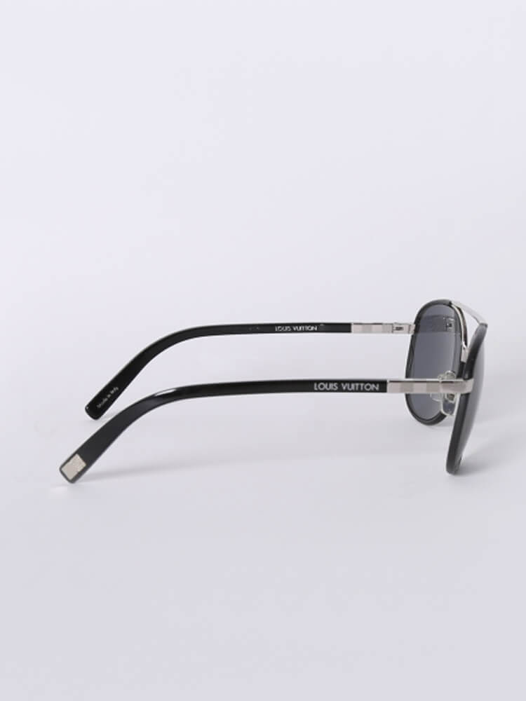 Louis Vuitton Black Attraction Pilot Aviator Sunglasses Metal ref.1018878 -  Joli Closet
