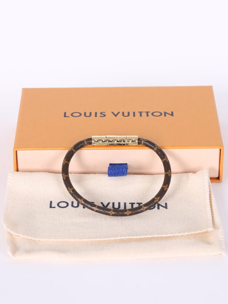 Louis Vuitton Monogram Canvas Confidential Bracelet (SHF-JrHjXf)