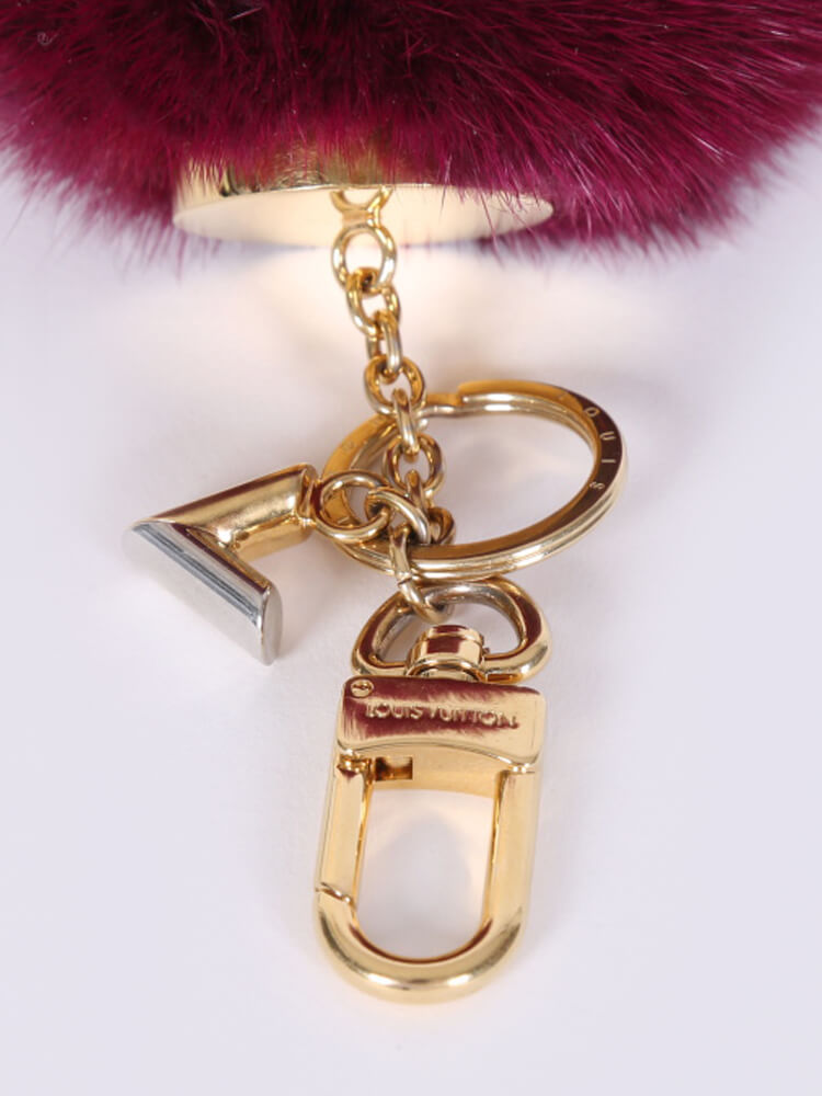 Mink bag charm Louis Vuitton Pink in Mink - 19375760
