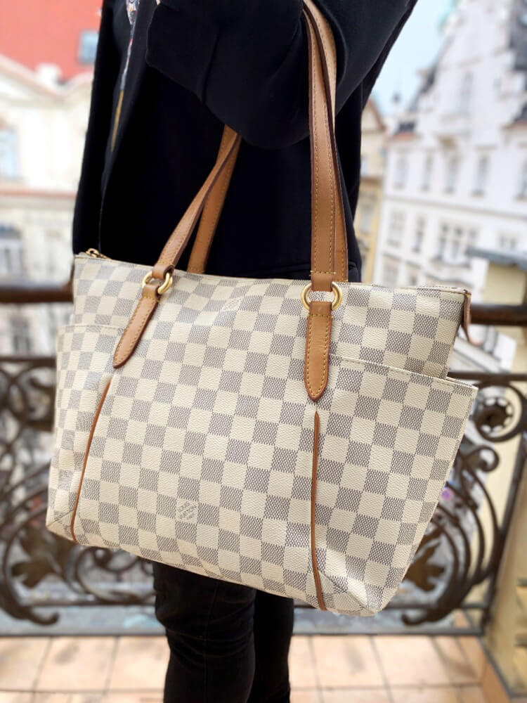 Louis Vuitton Damier Azur TOTALLY PM Shoulder Bag