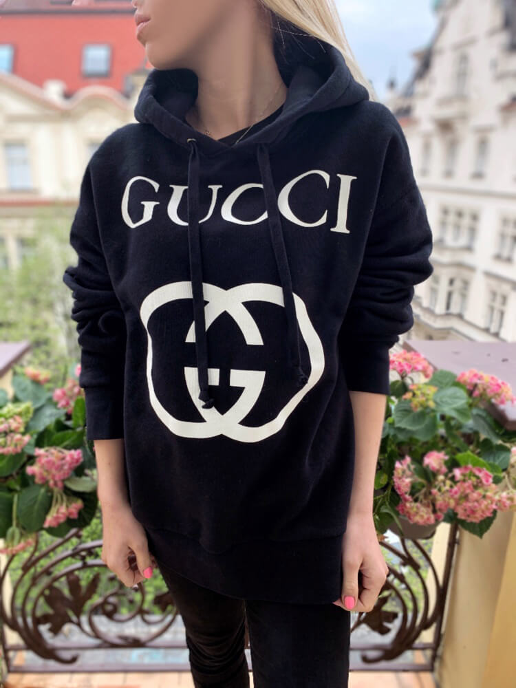 hooded sweatshirt with interlocking g