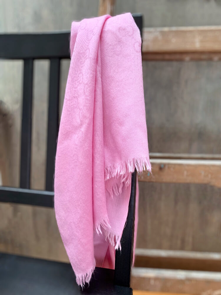 pink gucci wool scarf