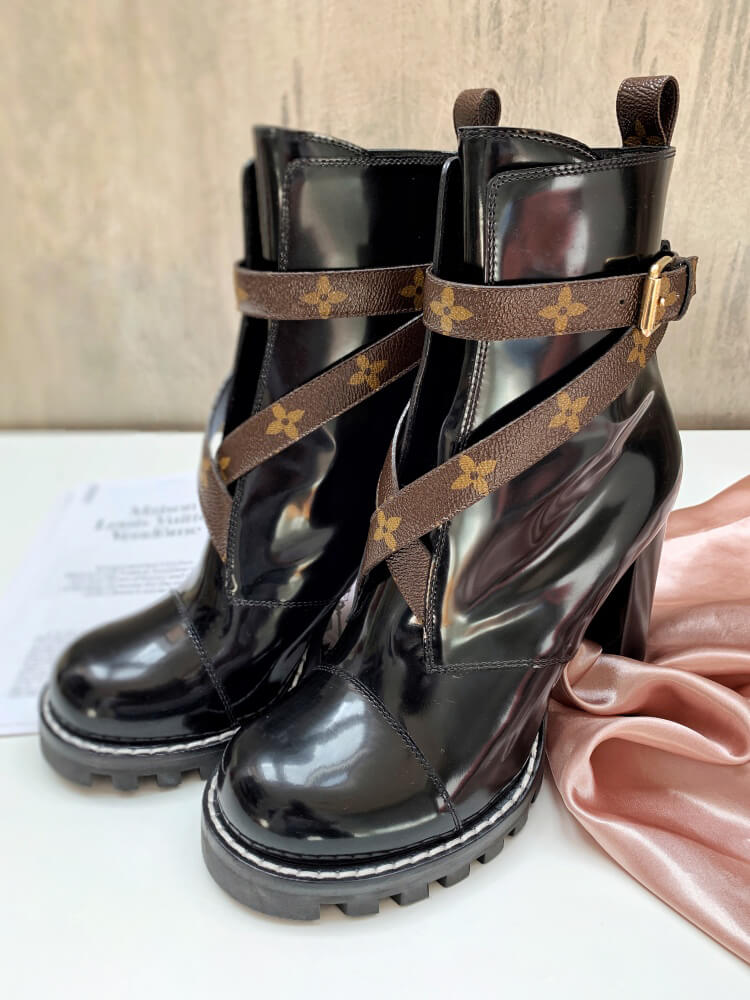 Louis Vuitton - Star Trail Glazed Calfskin Ankle Boots Noir 40