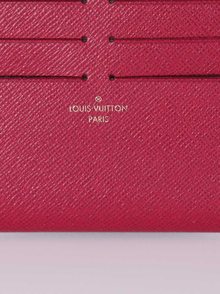 💕 Louis Vuitton Card Holder in Fuchsia, Women's Fashion, Bags