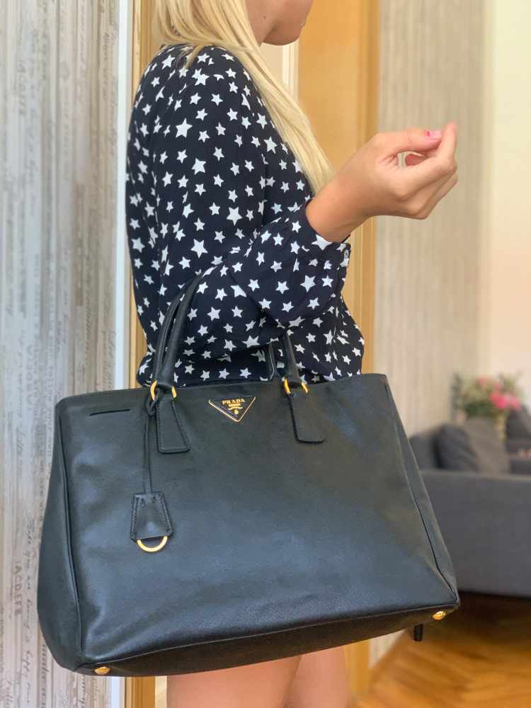 Prada - Galleria Large Saffiano Leather Tote Nero