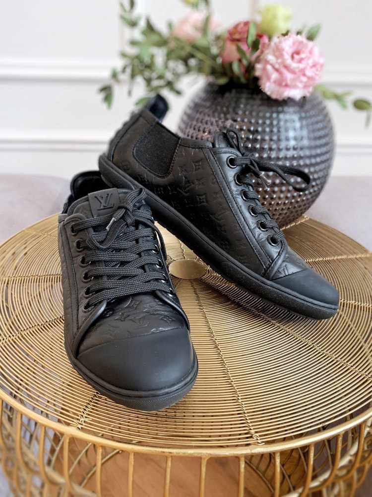 Louis Vuitton - Toucan Monogram Embossed Calfskin Sneakers Noir 39 