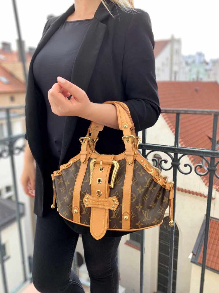 Theda leather handbag