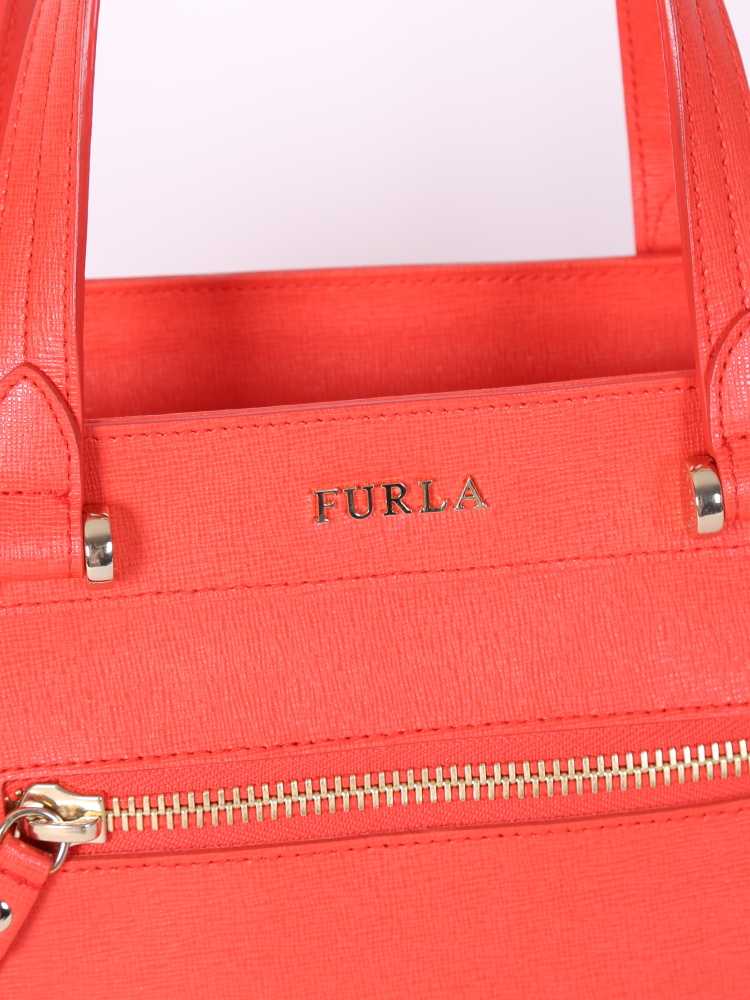 Furla - Ginevra Medium Leather Satchel Red | www.luxurybags.eu