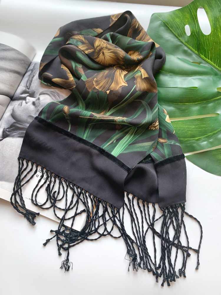 Black Floral-print silk-twill scarf, Gucci