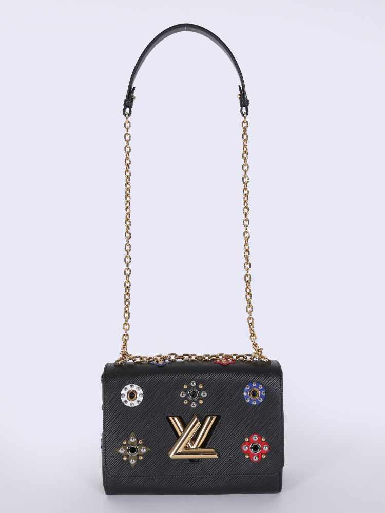 Louis Vuitton Monogram Gets a Floral Twist for FW '22 - PurseBlog