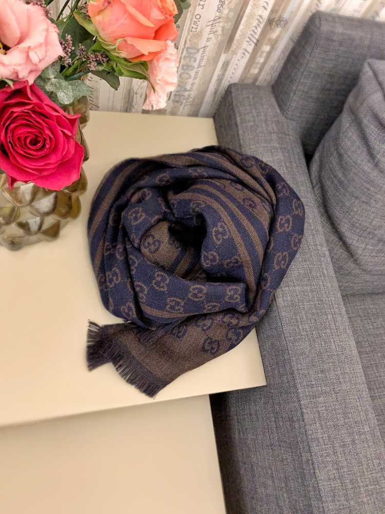 Gucci clearance mens shawl